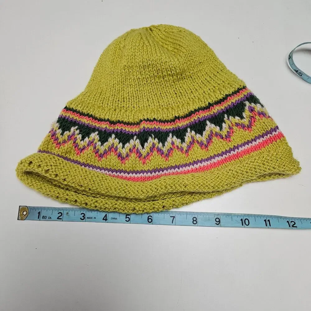 Handmade‎ Knit Nordic Beanie Winter Hat Lime Green Zig Zag
